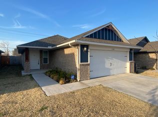 11545 SW 8th Cir, Yukon, OK 73099
