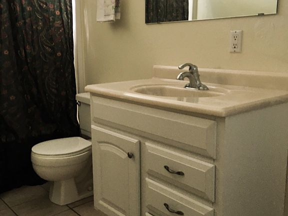 5th image of 1615 S Roosevelt Rd S #6