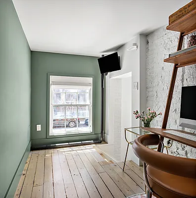 Sold by Compass | media 4