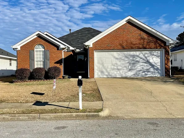 4905 Madison Cir, Northport, AL 35475