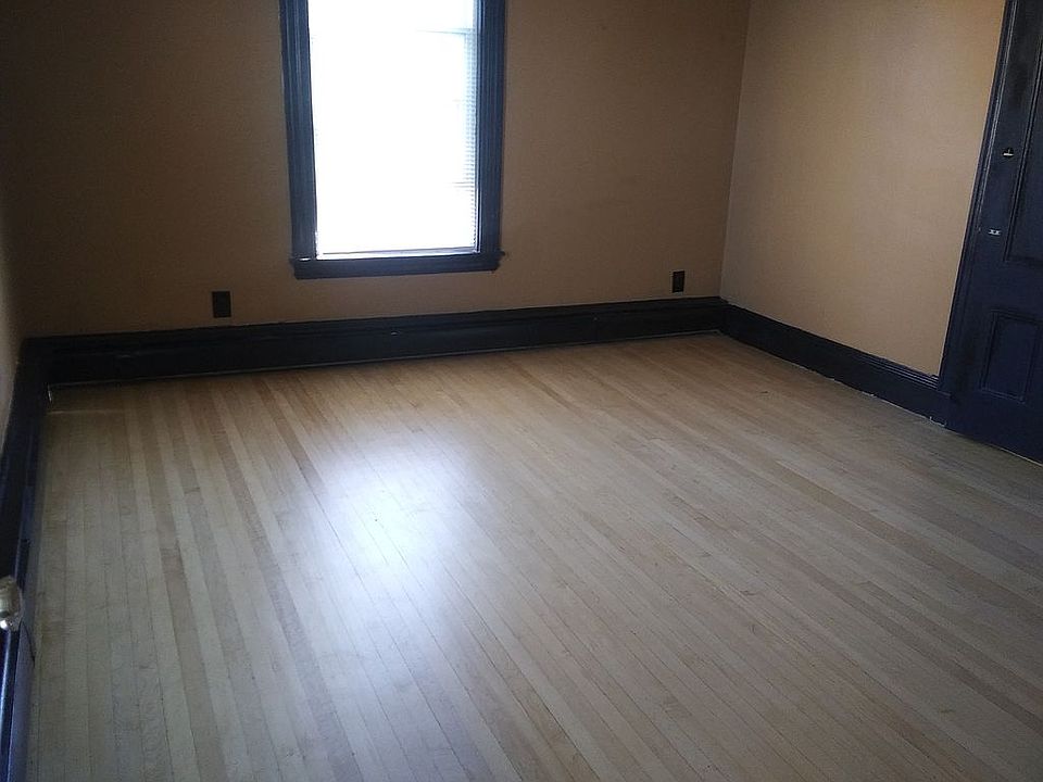Main unit bedroom