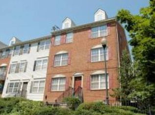 11 Vaughan Dr #210, Newark, NJ 07103