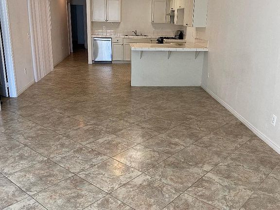 3rd image of 28160 Landau Blvd