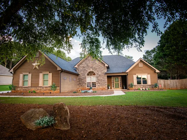 4207 Old Wood Dr, Conyers, GA 30094