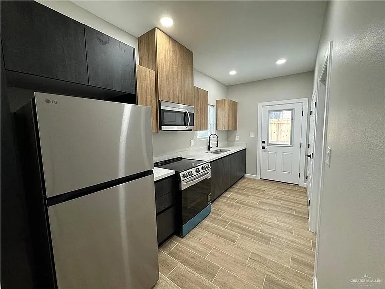 107 San Jose #3 — Photo 3