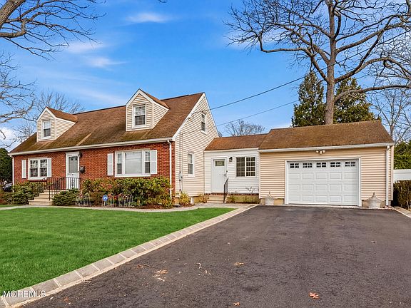 2nd image of 274 Michael Avenue