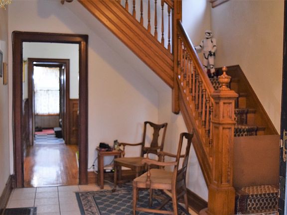 4th image of 156 Lockwood Ave