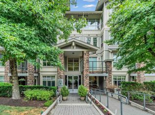 265 Ross Dr #402, New Westminster, BC V3L0C8