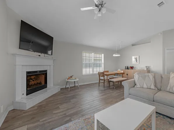 764 Randall Roberts Rd, Fort Walton Beach, FL 32547