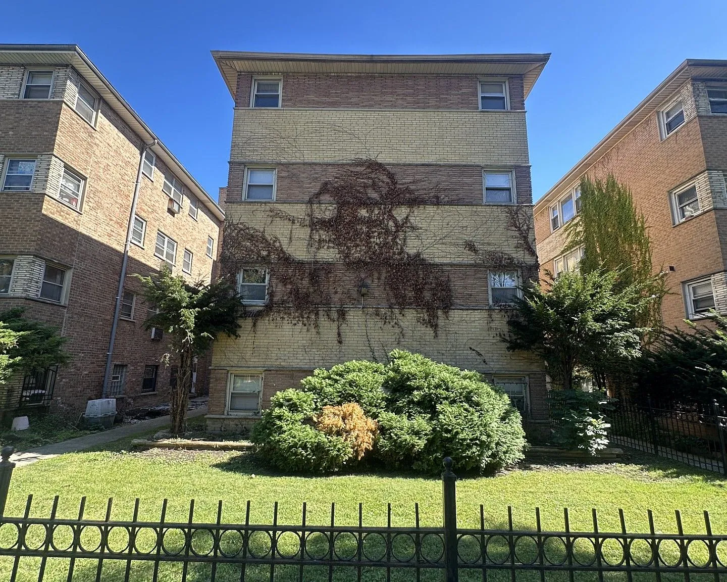 6711 Chappel — Photo 1