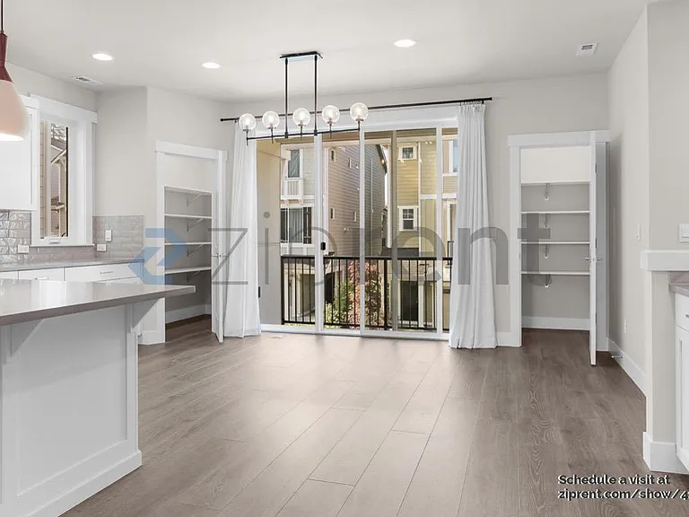 2123 176th Pl SW #17 — Photo 3
