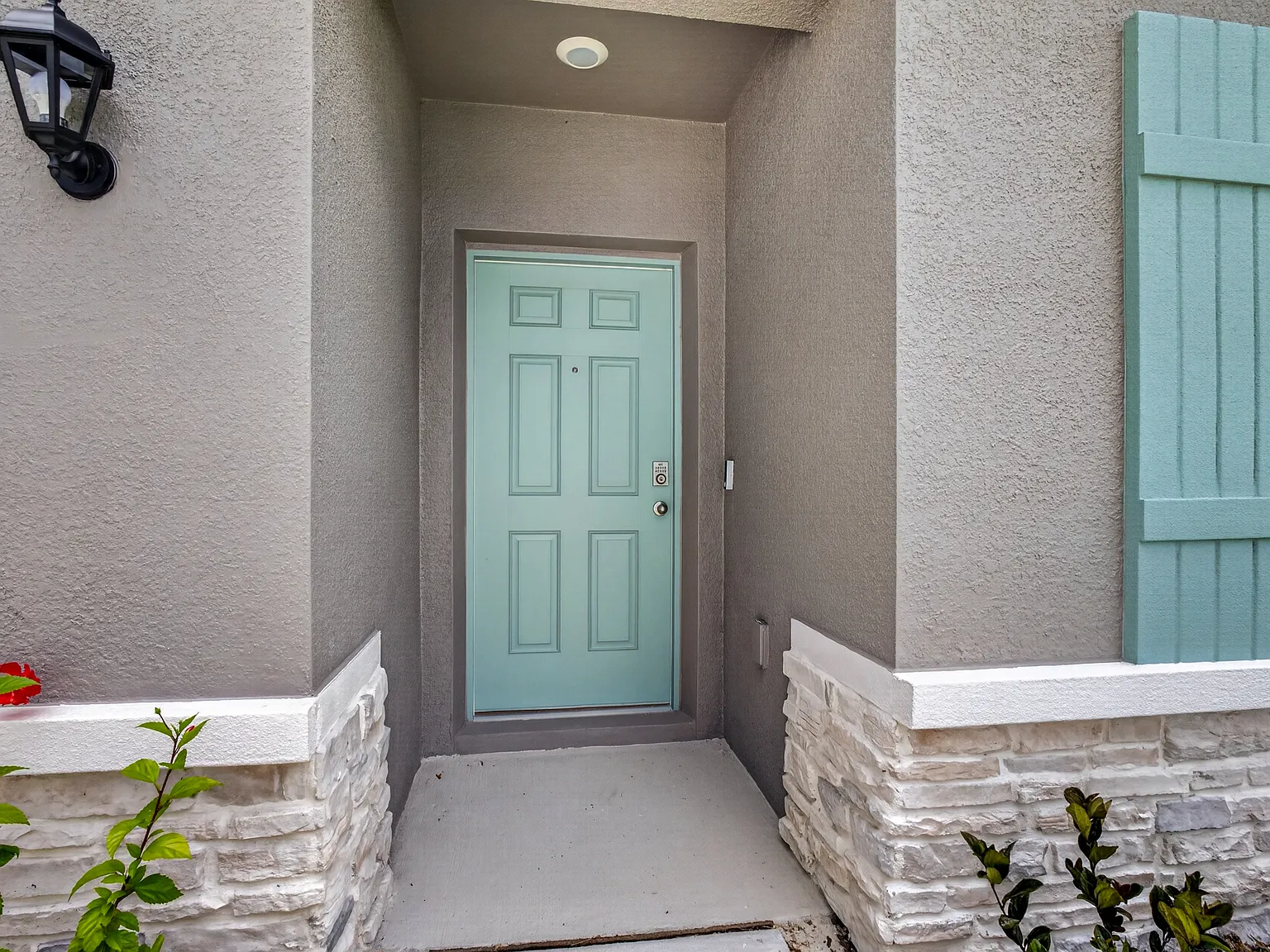 4 bed, 1828 sqft, $2,800 — Photo 4