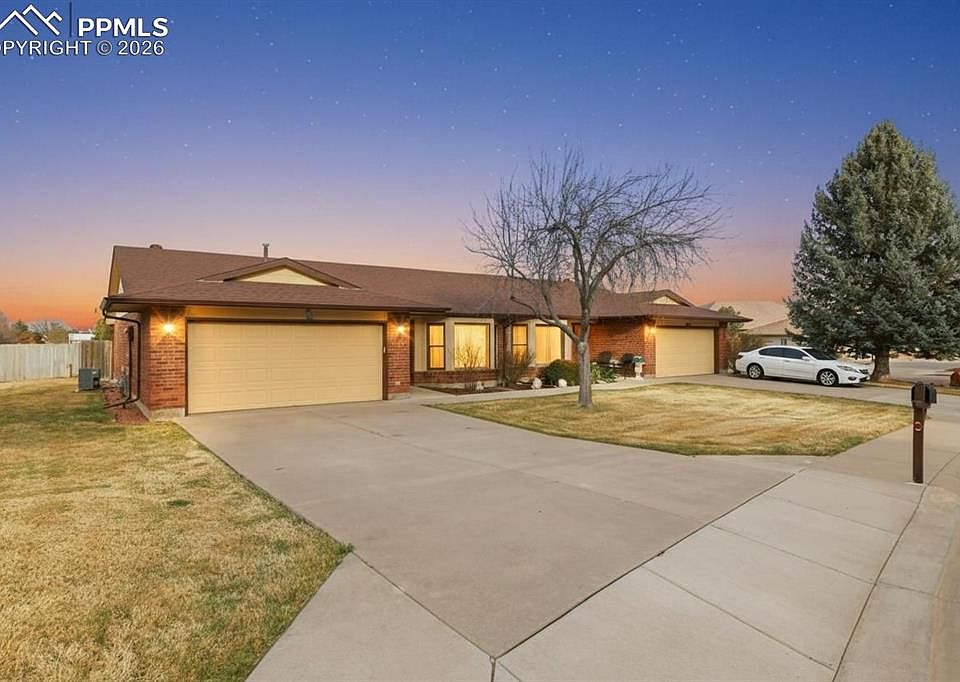 1st image of 31 Frances Pl