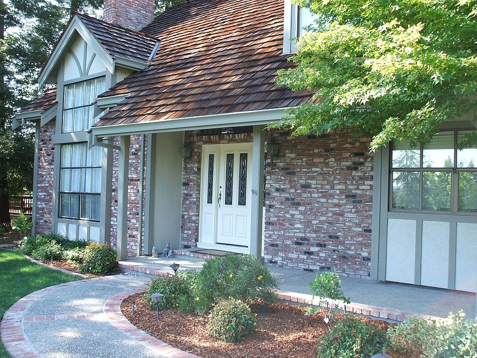 2nd image of 89 Amanda Ct