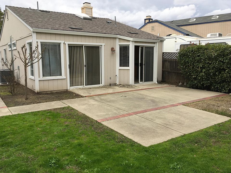 1st image of 3002 Twin Creeks Ln