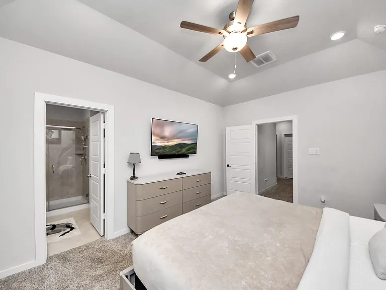 8207 Rising Stream Dr — Photo 39