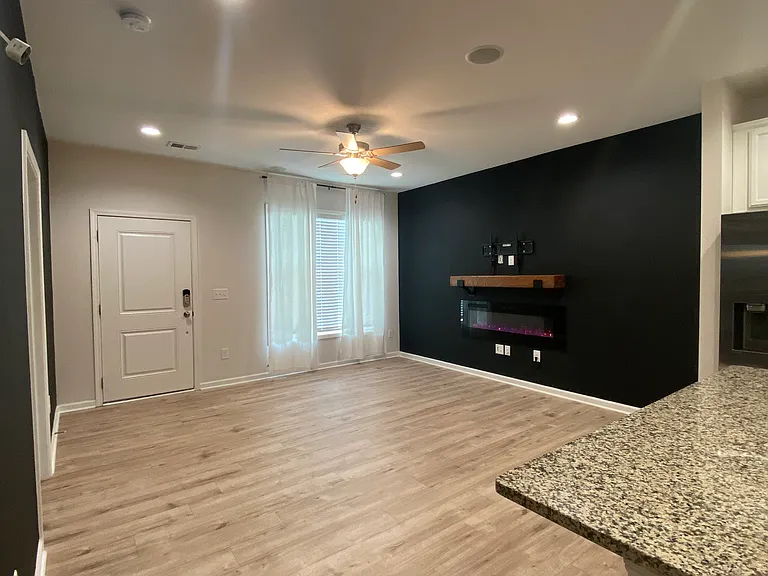 221 Scenic Rd — Photo 14