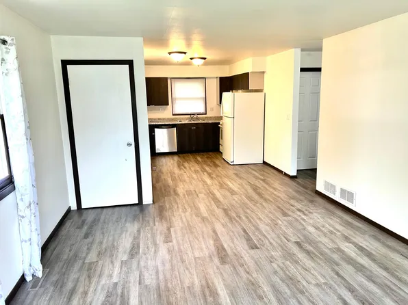 2312 Joppa Ave APT A, Zion, IL 60099