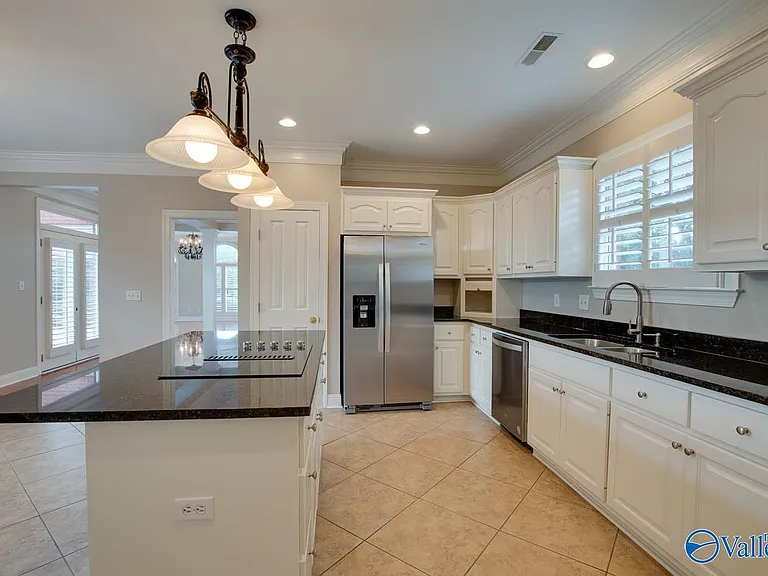 3017 Brunswick Cir SE — Photo 32
