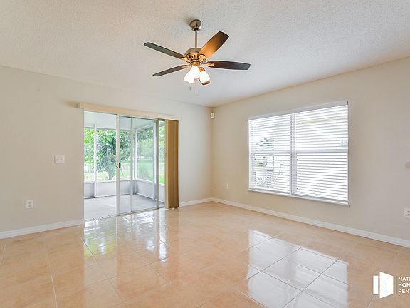 2nd image of 10137 Laxton St