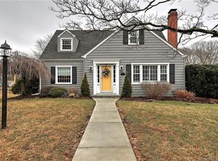 31 Woolsley Ave, Trumbull, CT 06611