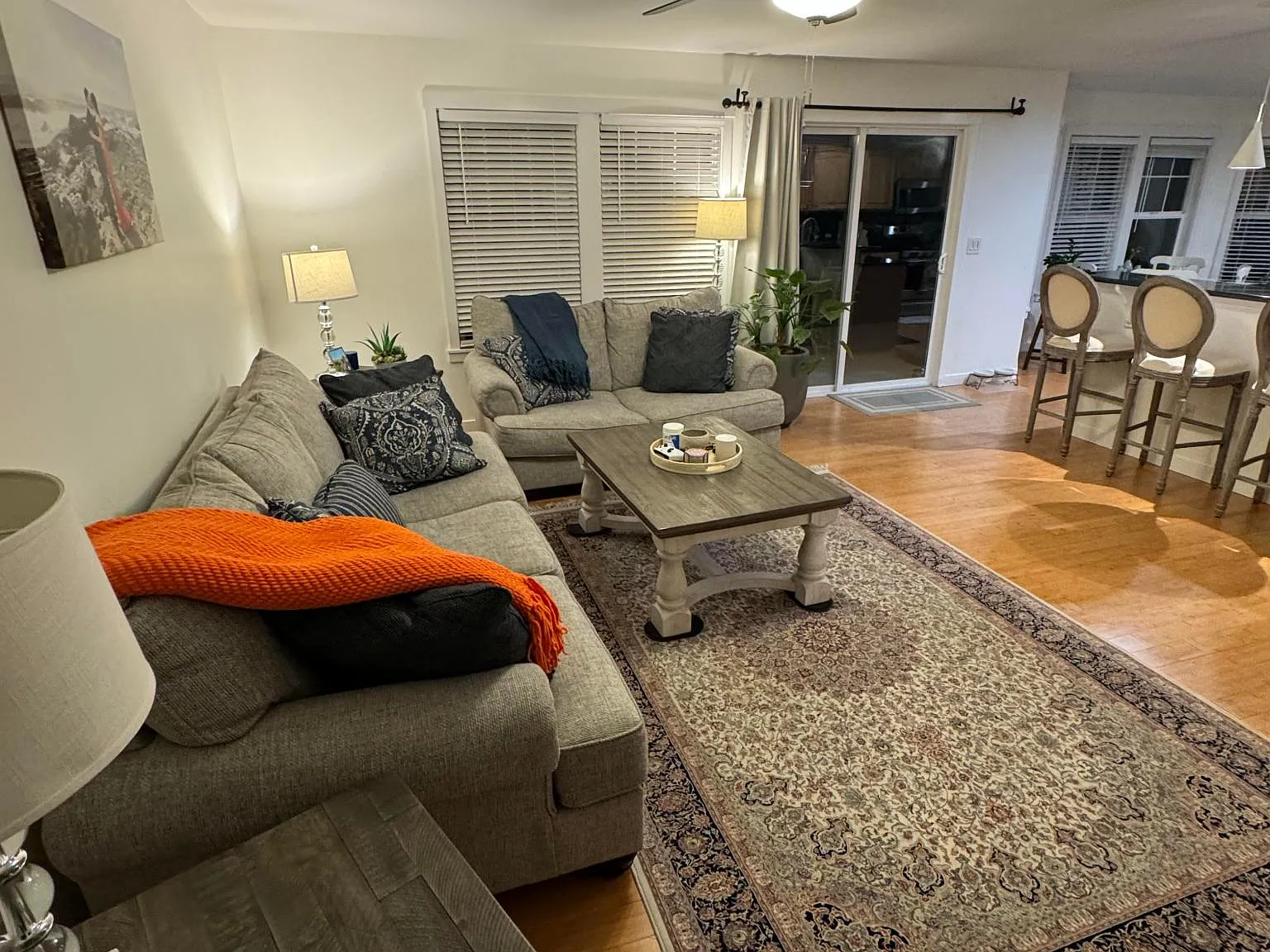 3 bed, 2.5 bath, 2510 sqft, $4,500 — Photo 4