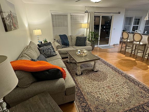 4th image of 268 Dayton Ave SE
