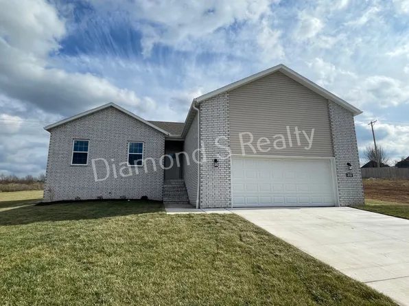 2122 N 26th St, Ozark, MO 65721