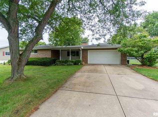 7217 N Whippoorwill Ln, Peoria, IL
