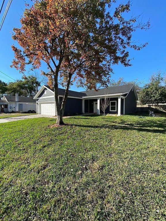 658 Chestnut St - Property Image