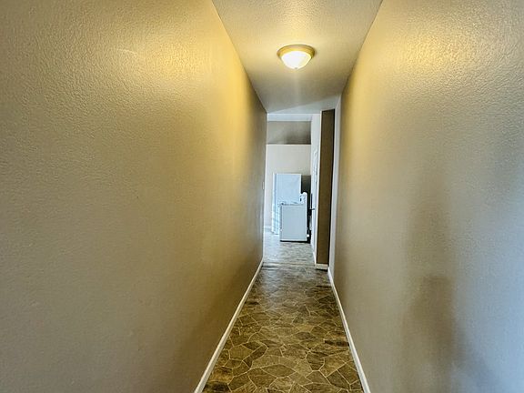 5th image of 1397 Corley St #1