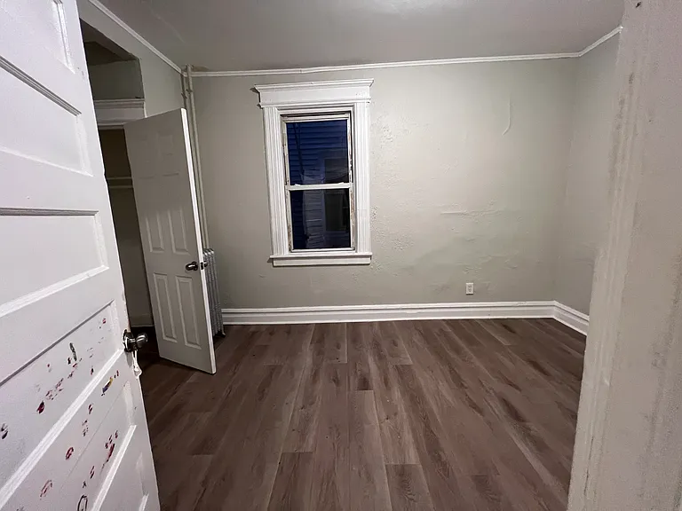 115 Seymour Ave #1 — Photo 8