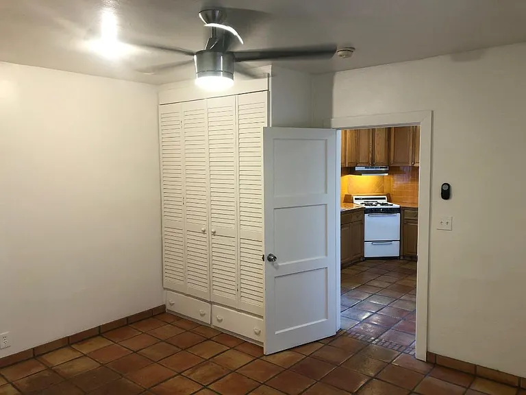 La Casa — Photo 187