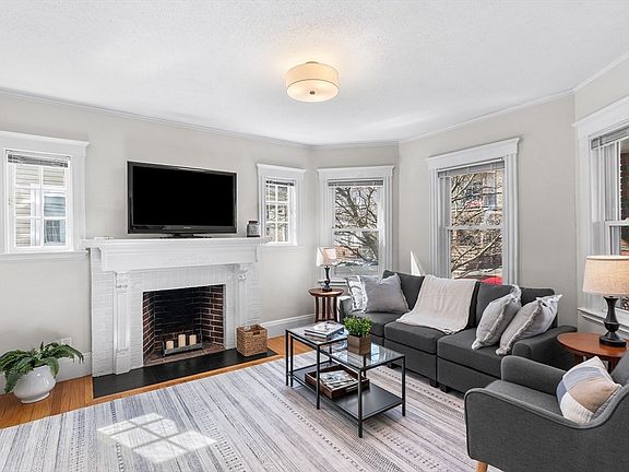 4th image of 49 Kenmere Rd #49