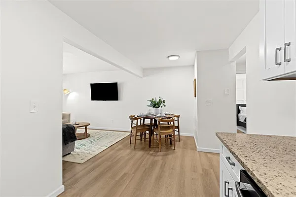 3905 Crooks Rd #2 — Photo 18