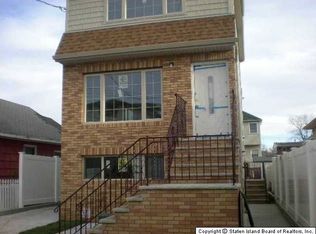 320 Colony Ave, Staten Island, NY 10306