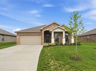 22662 W 89th St, Lenexa, KS 66227
