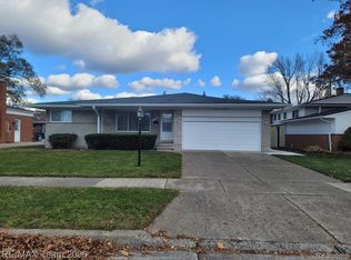 14192 Arden St, Livonia, MI 48154