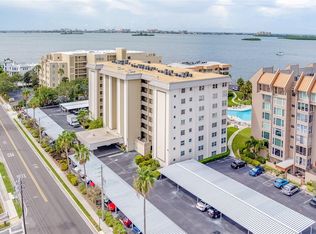 622 Edgewater Dr UNIT 225, Dunedin, FL 34698