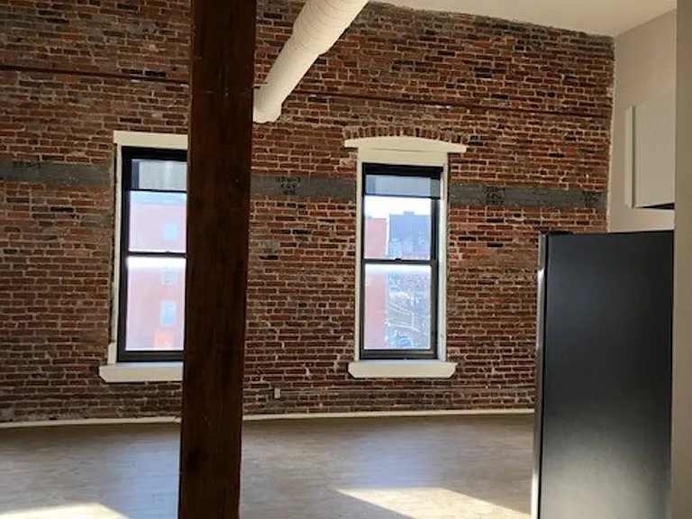 Delaware Lofts — Photo 37