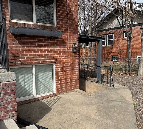 Garden level unit, big windows, plenty of natural light