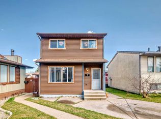 148 SW Pinemill Mews NE, Calgary, AB T1Y4R6