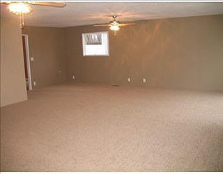 3rd image of 2915 Sampson St
