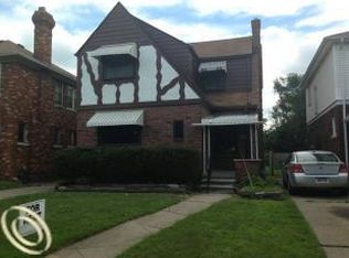 18044 Santa Barbara Dr, Detroit, MI 48221