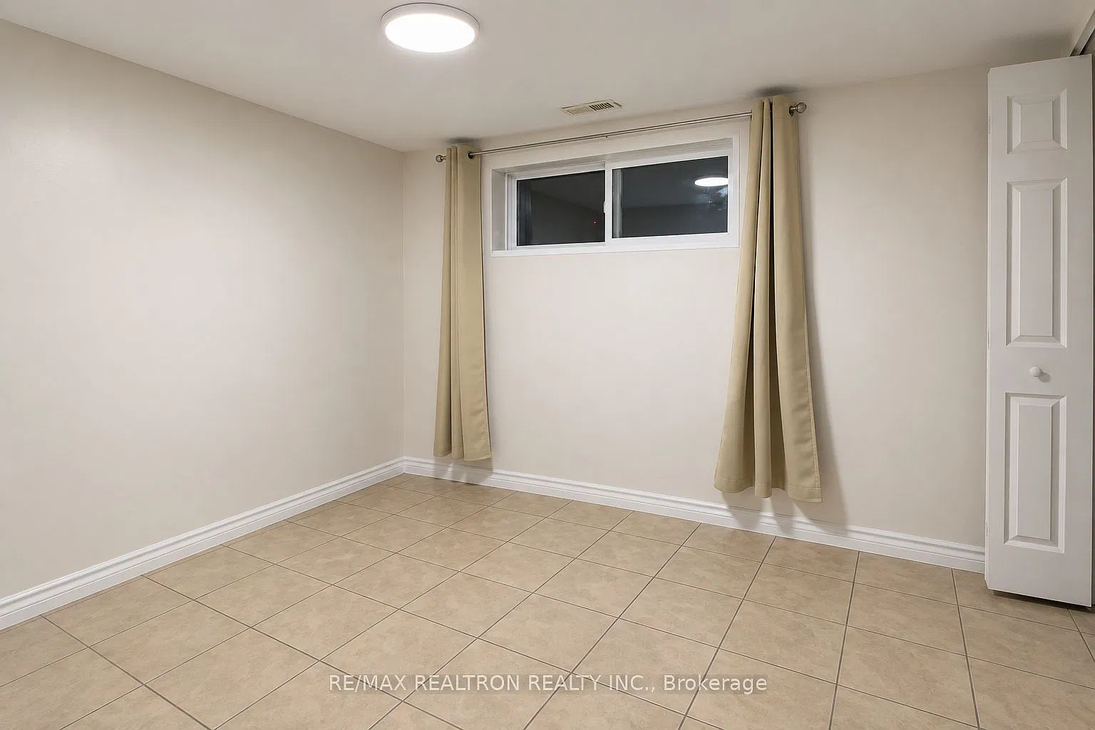 2 bed, $1,450 — Photo 4