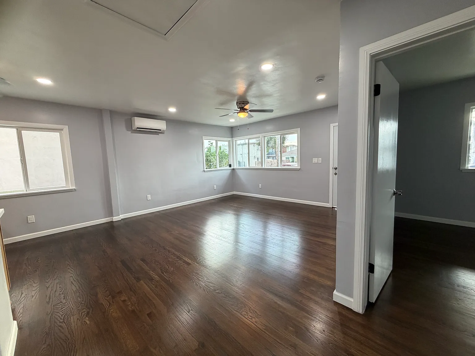2 bed, $2,800 — Photo 3
