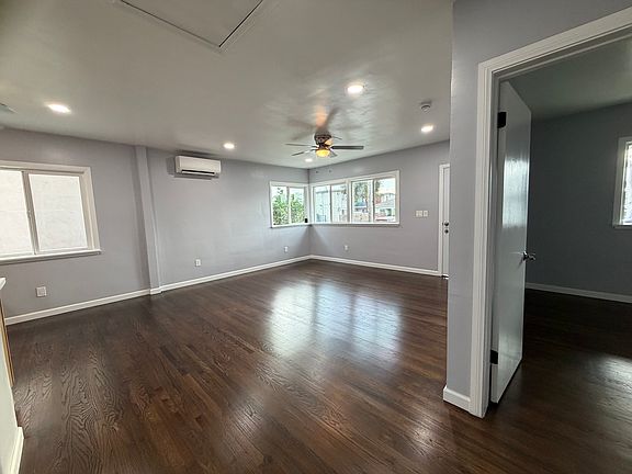 3rd image of 246 N 7th St #D