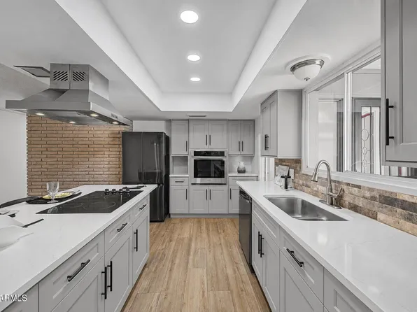 212 E MINTON Drive, Tempe, AZ 85282