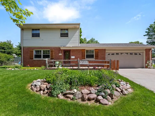 216 East Beutel ROAD, Port Washington, WI 53074
