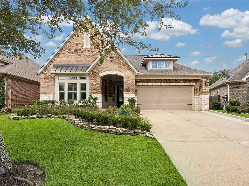 1st image of 713 Victory Terrace Ln